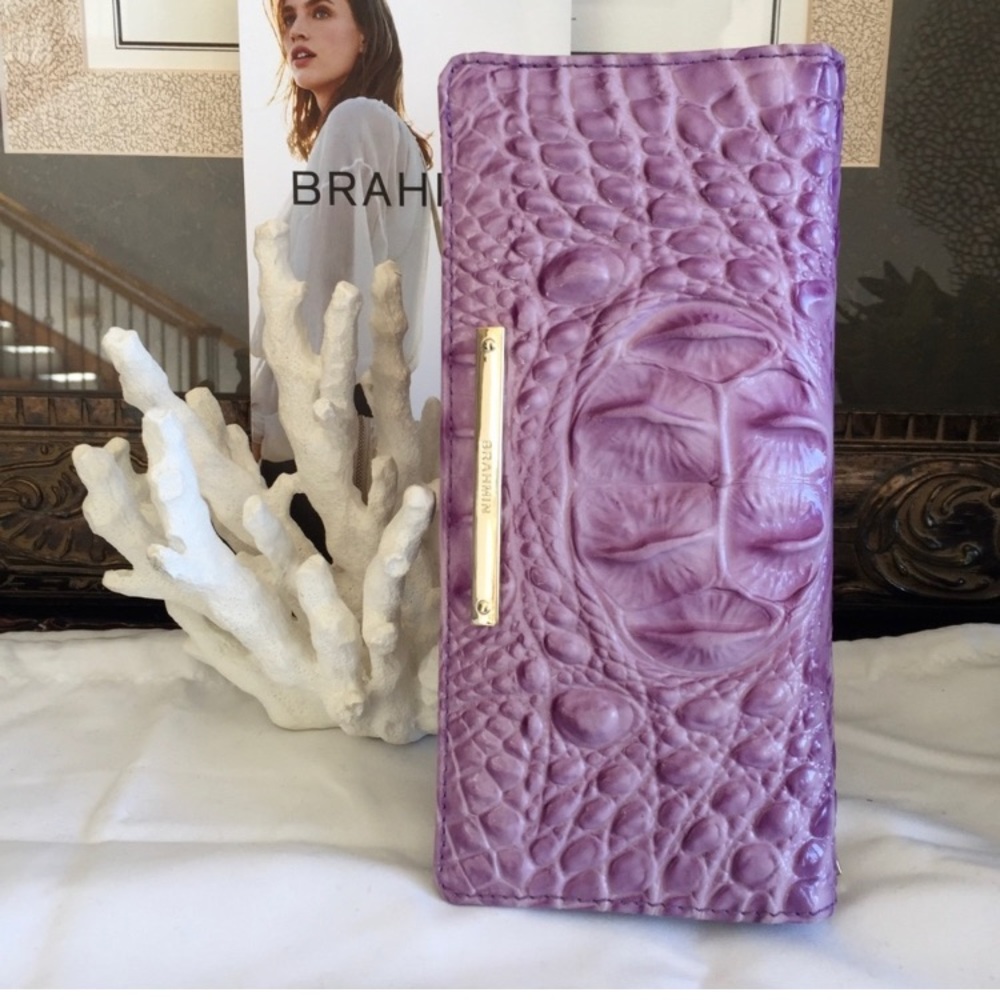 BRAHMIN ADY WALLET IN GORGEOUS LAVENDER.